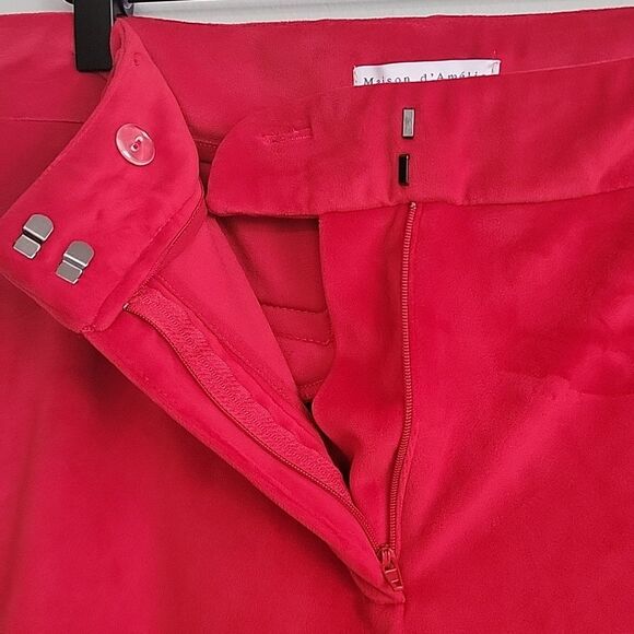 Maison d' Amelie Red Pants Woman size 8 Soft velour like Trouser NWOT - Picture 11 of 15